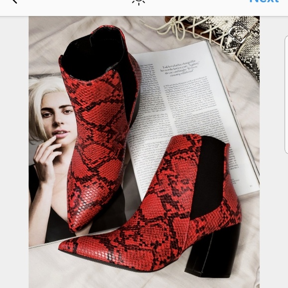 🚨ON SALE//The Miya// Red Snake Print booties - Picture 3 of 5
